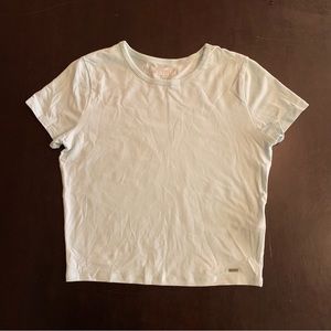 Medium Hollister Baby Tee